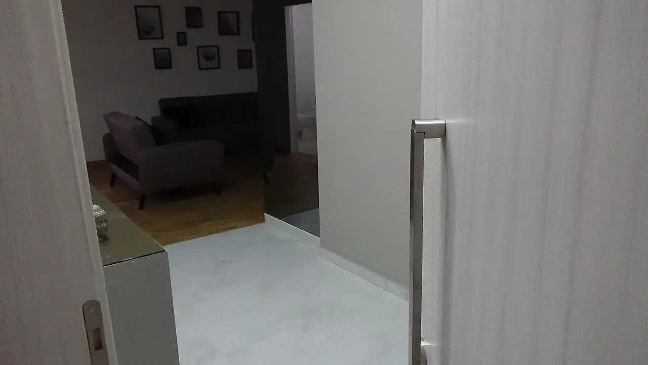 Hermes Apartments Larnaca 0*,